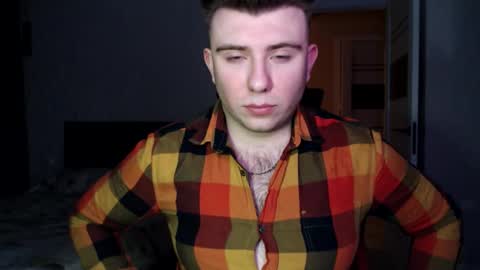 Snapshot of honey_furry chatting on 02-24-26, 07:01 Wolfy online show from 02-24-26, 07:01