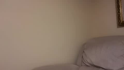 Snapshot of honey_man14 chatting on 06-07-26, 02:48 honey_man14 online show from 06-07-26, 02:48
