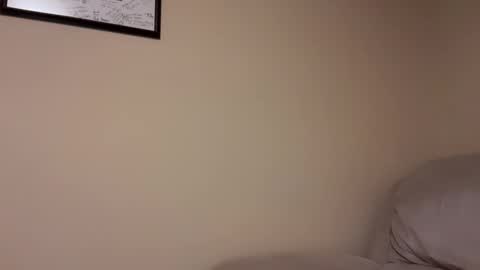 Snapshot of honey_man14 chatting on 06-08-26, 03:18 honey_man14 online show from 06-08-26, 03:18