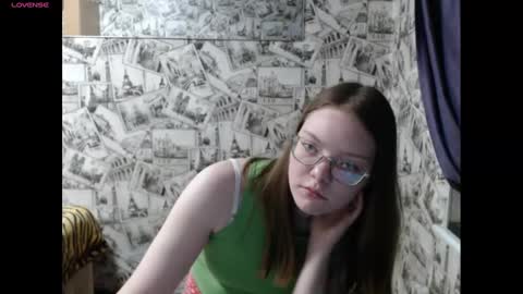Lina online show from 01-17-25, 02:50