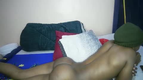 honey_nubia0 online show from 02-19-26, 03:41