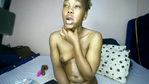 honey_nubia0 online show from 06-30-26, 09:27