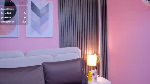 honey_sofii_ online show from 10-22-25, 11:21