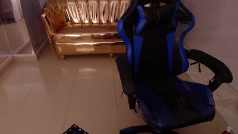 HONEY  online show from 11-22-25, 01:59