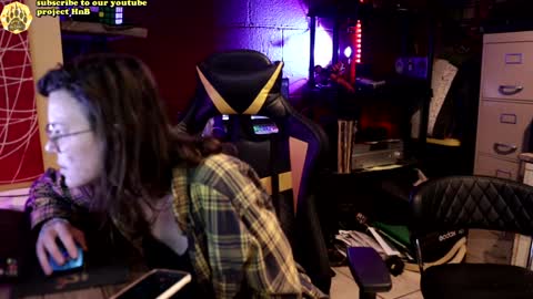 Honey and Bear online show from 12-09-24, 02:56