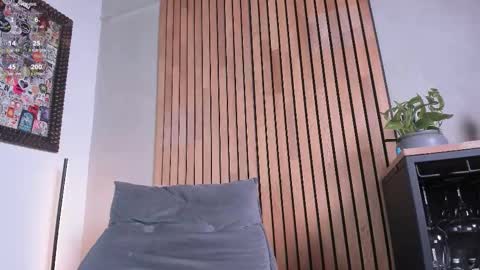 Sofia independent model online show from 03-26-26, 11:49