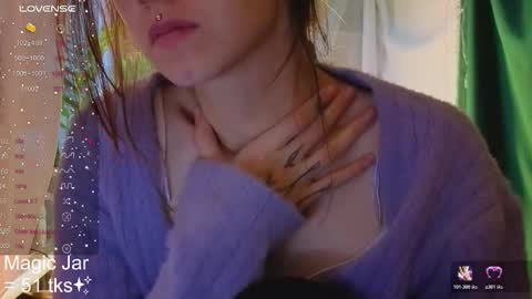 Molly  online show from 10-19-25, 04:02