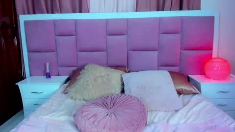 Snapshot of honeymoon_sariel chatting on 05-24-26, 01:38 honeymoon_sariel online show from 05-24-26, 01:38