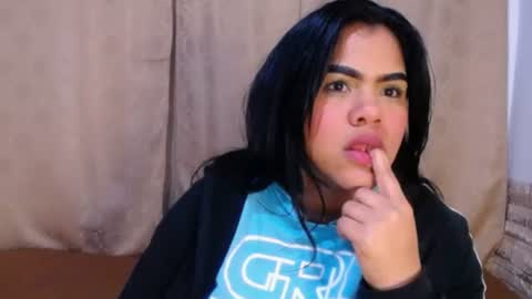 Snapshot of honeypussy3021 chatting on 06-16-26, 11:13 Victoria online show from 06-16-26, 11:13