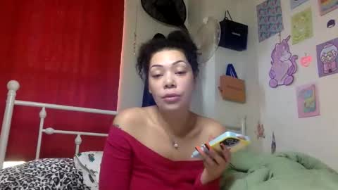 Snapshot of honeyruby chatting on 10-23-25, 04:06 Ruby Sparks online show from 10-23-25, 04:06