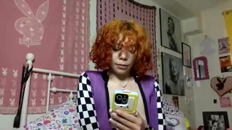 Snapshot of honeyruby chatting on 04-30-26, 01:17 Ruby Sparks online show from 04-30-26, 01:17