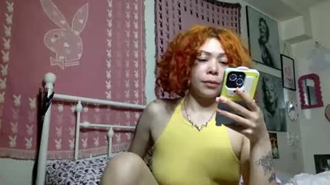 Snapshot of honeyruby chatting on 05-04-26, 12:28 Ruby Sparks online show from 05-04-26, 12:28