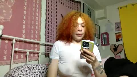 Snapshot of honeyruby chatting on 05-06-26, 01:47 Ruby Sparks online show from 05-06-26, 01:47