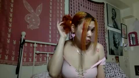 Snapshot of honeyruby chatting on 05-12-26, 10:51 Ruby Sparks online show from 05-12-26, 10:51