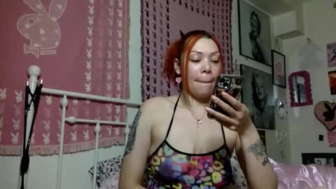 Snapshot of honeyruby chatting on 05-30-26, 05:04 Ruby Sparks online show from 05-30-26, 05:04