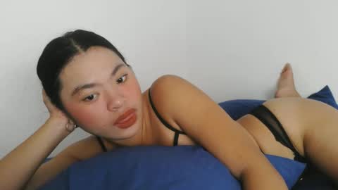 SAKURA online show from 01-06-26, 10:56