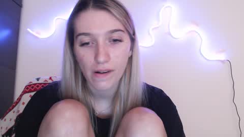 honeyveil online show from 03-14-26, 02:33