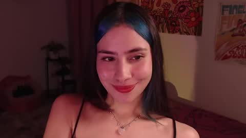 Snapshot of honeyypeaach chatting on 12-16-24, 11:50 online show from 12-16-24, 11:50