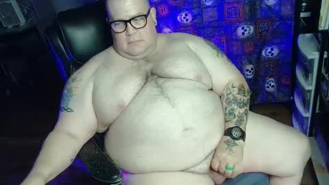 Snapshot of hoosierdaddyxl chatting on 09-22-25, 07:27 Sir online show from 09-22-25, 07:27