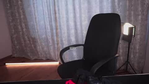 Karina online show from 03-21-26, 04:17