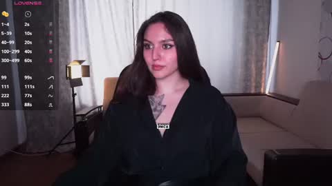 Snapshot of hoot_owl_cb chatting on 07-23-26, 11:46 Karina online show from 07-23-26, 11:46