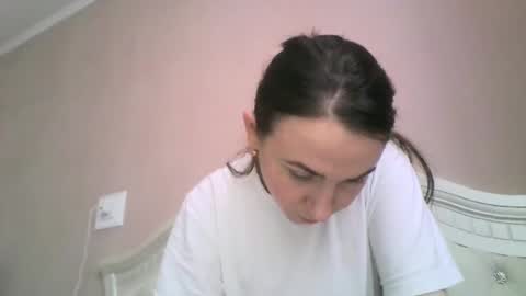 hootloove69 online show from 01-10-26, 01:24