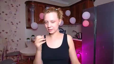 Snapshot of hope_happyyy chatting on 09-14-25, 07:07 hope happyyy online show from 09-14-25, 07:07