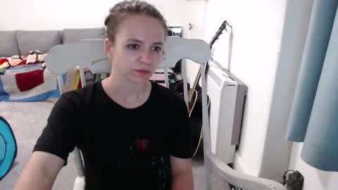 Snapshot of hope_xo chatting on 06-23-26, 11:14 Hope online show from 06-23-26, 11:14