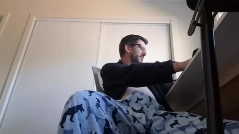 hopefulguy86 online show from 05-22-26, 12:18