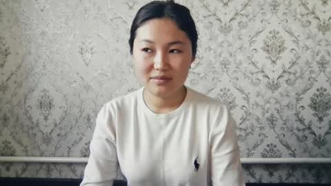 Hana Kim online show from 03-25-26, 12:55