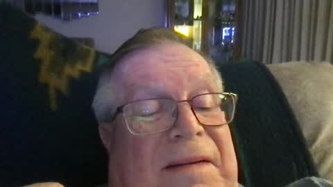 Snapshot of horndog69b chatting on 06-17-26, 08:06 horndog online show from 06-17-26, 08:06