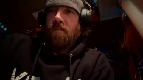 horndwag37 online show from 12-22-25, 01:46