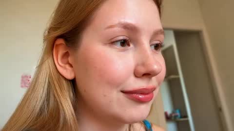 Audrey online show from 06-05-26, 02:29