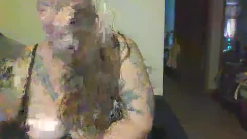 Snapshot of horneygirl88ddd chatting on 10-07-25, 05:10 horneygirl88ddd online show from 10-07-25, 05:10