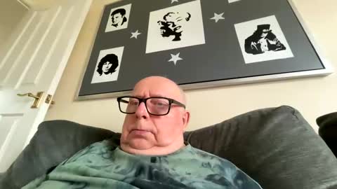 Snapshot of horny_147 chatting on 05-29-26, 09:40 Cum suck Me off online show from 05-29-26, 09:40