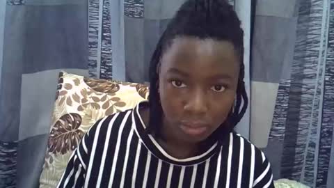 Snapshot of horny_baddie18 chatting on 04-21-26, 09:59 Leila online show from 04-21-26, 09:59