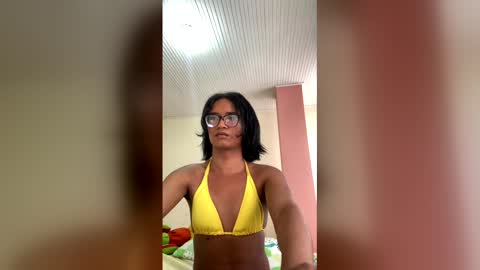 Snapshot of horny_brii chatting on 04-27-26, 06:06 horny_brii online show from 04-27-26, 06:06
