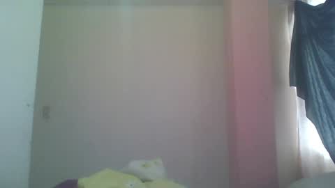 Snapshot of horny_brii chatting on 06-11-26, 10:52 horny_brii online show from 06-11-26, 10:52