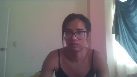 Snapshot of horny_brii chatting on 06-12-26, 05:45 horny_brii online show from 06-12-26, 05:45