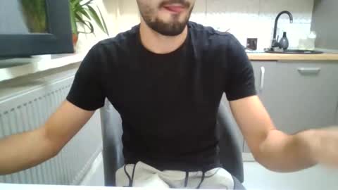 Snapshot of horny_couple9600 chatting on 09-15-25, 10:43 horny_couple9600 online show from 09-15-25, 10:43