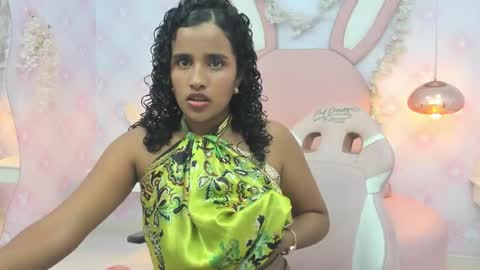 Snapshot of horny_curlss chatting on 06-04-26, 03:56 Horny Curls online show from 06-04-26, 03:56
