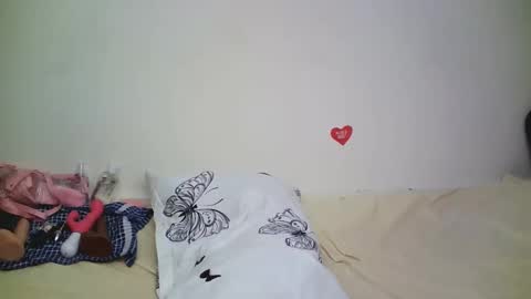 Snapshot of horny_cutiey chatting on 04-20-26, 06:31 cutiey online show from 04-20-26, 06:31