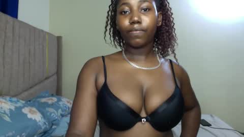 Snapshot of horny_cutiey chatting on 05-15-26, 04:36 cutiey online show from 05-15-26, 04:36