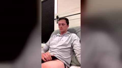 Snapshot of horny_dad_33 chatting on 07-03-26, 02:29 horny_dad_33 online show from 07-03-26, 02:29
