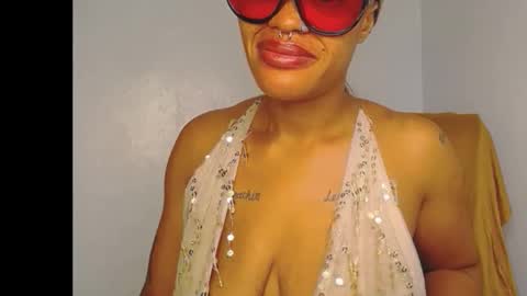 horny_ebonygirl_ online show from 02-26-26, 04:44