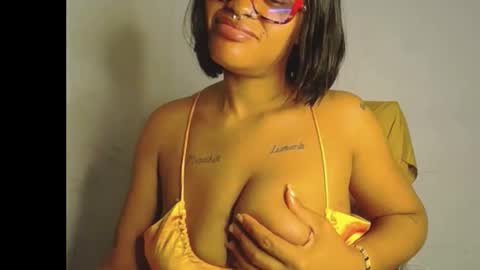 horny_ebonygirl_ online show from 03-11-26, 05:35