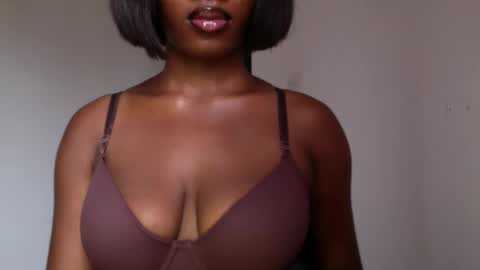 Snapshot of horny_goddess_delilah chatting on 05-24-26, 11:59 delilah online show from 05-24-26, 11:59