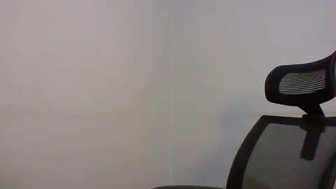 Snapshot of horny_hearts chatting on 05-31-26, 11:50 phanice online show from 05-31-26, 11:50