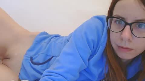 Snapshot of horny_hey chatting on 05-03-26, 05:57 Serena online show from 05-03-26, 05:57