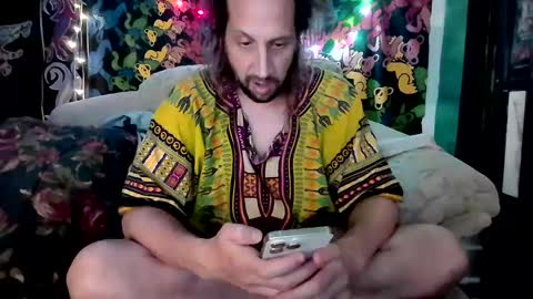 Snapshot of horny_hippie420 chatting on 12-04-24, 10:13 Horny Rockstar420 online show from 12-04-24, 10:13